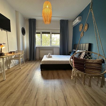Ferienwohnung Central Studio Sapphire Bukarest Exterior foto