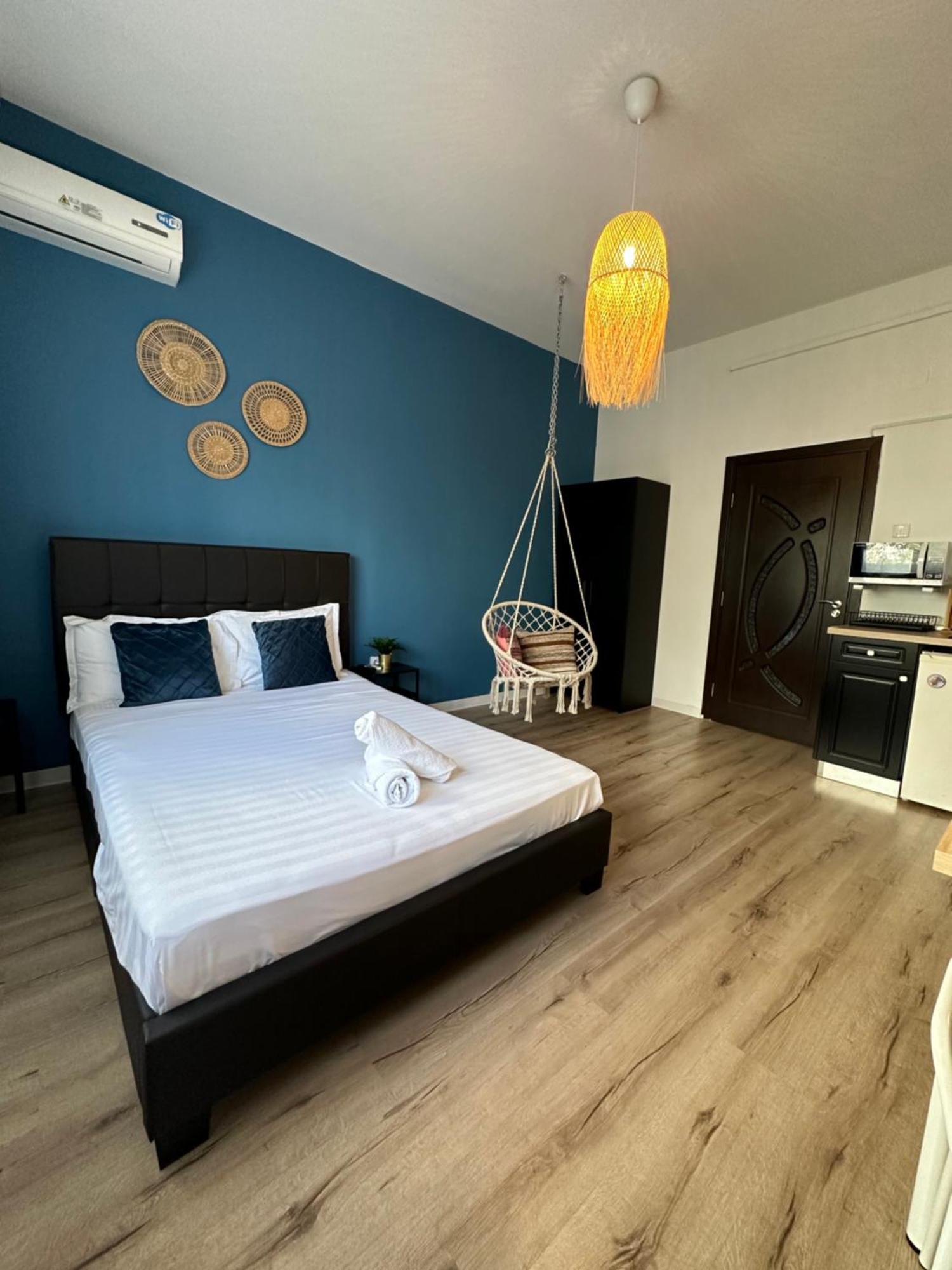 Ferienwohnung Central Studio Sapphire Bukarest Exterior foto